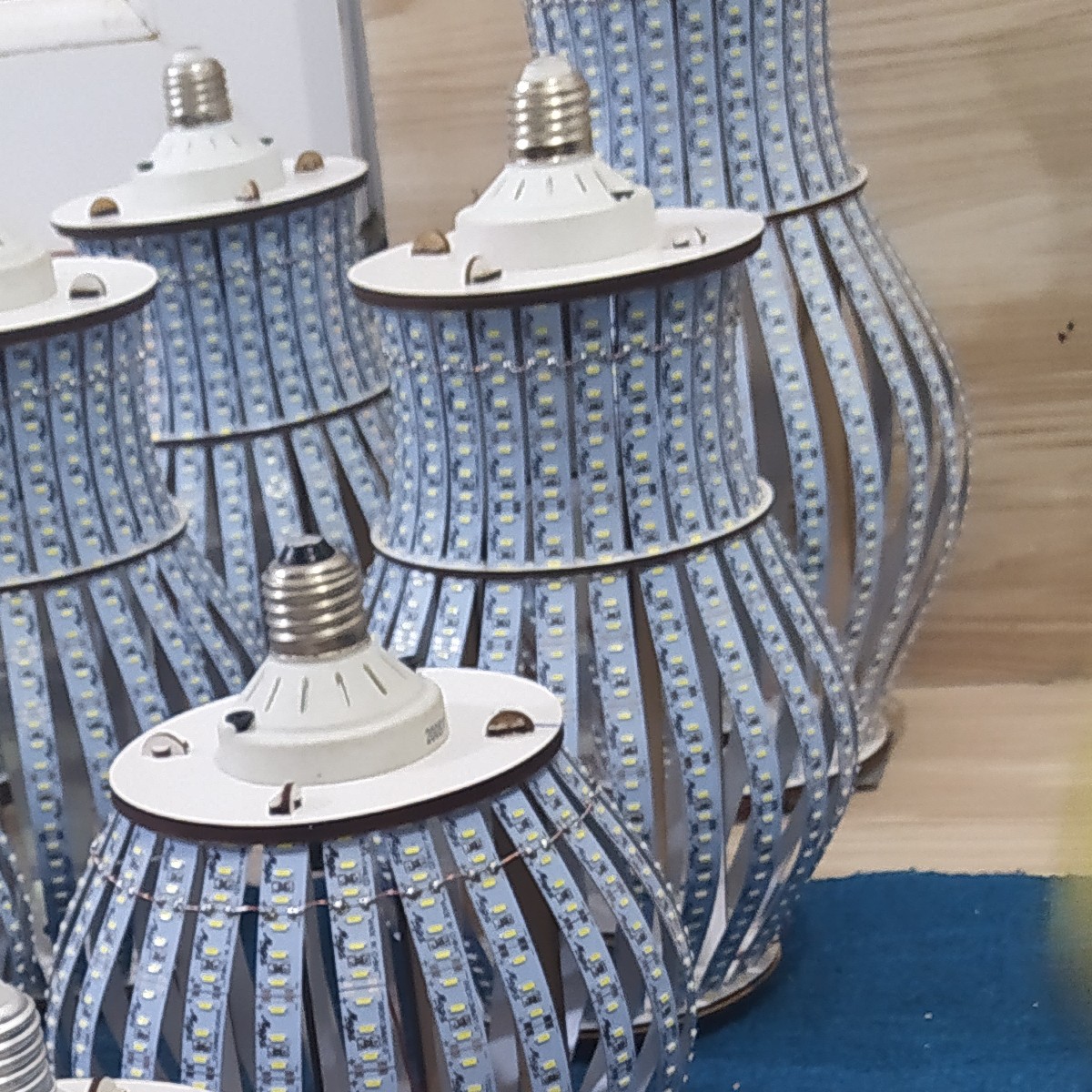 پک 10 عدد قاب لامپ گلابی 12پیکسل