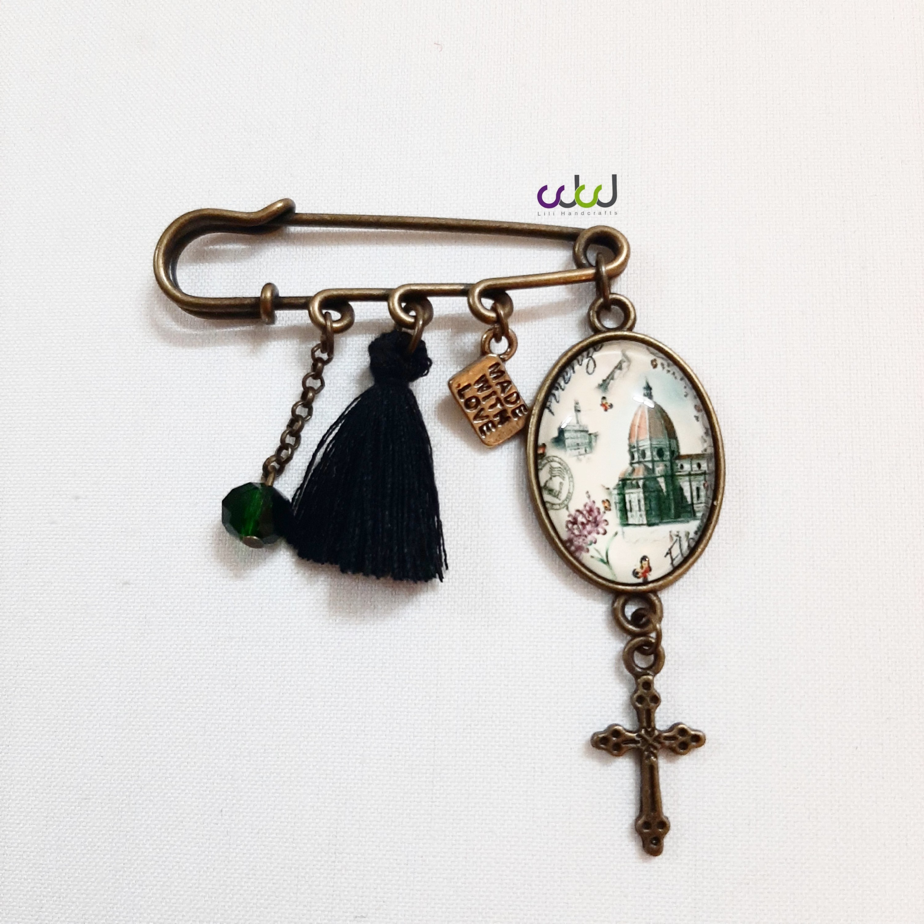 سنجاق سینه اسکاتلندی دستساز طرح کلیسا زیورآلات زنانه ، پانچو و مانتو بافت 