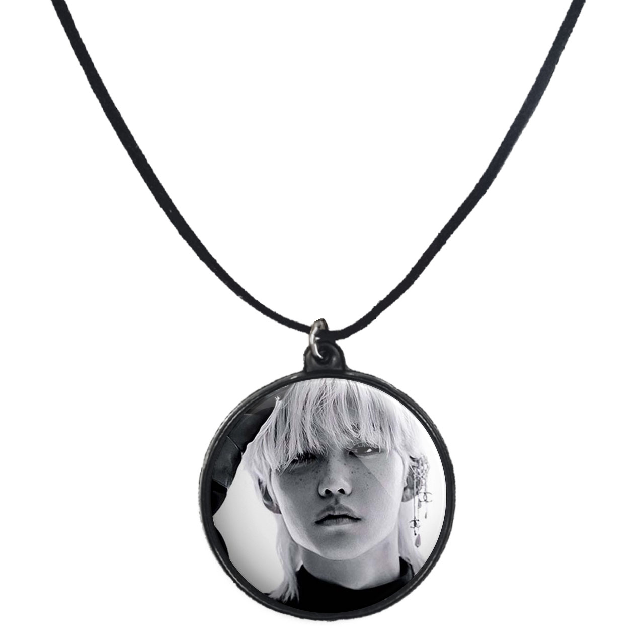 گردنبند پرمانه طرح straykids کد pmb.12248 مدل دو طرفه