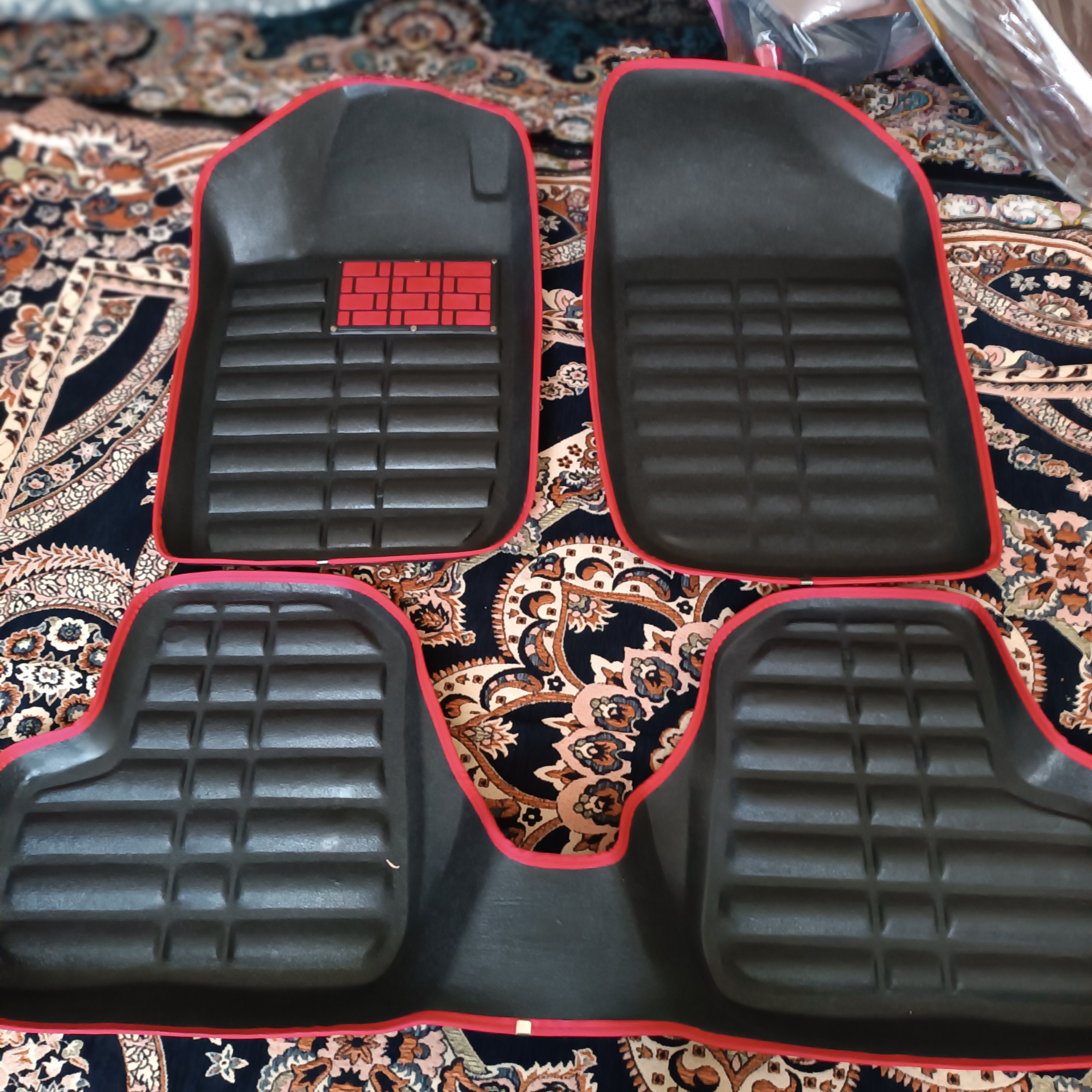 ست کامل کفپوش سه بعدی پژوه 206چرمی پشت نمدی با ضمانت یکساله کیفیت عالی