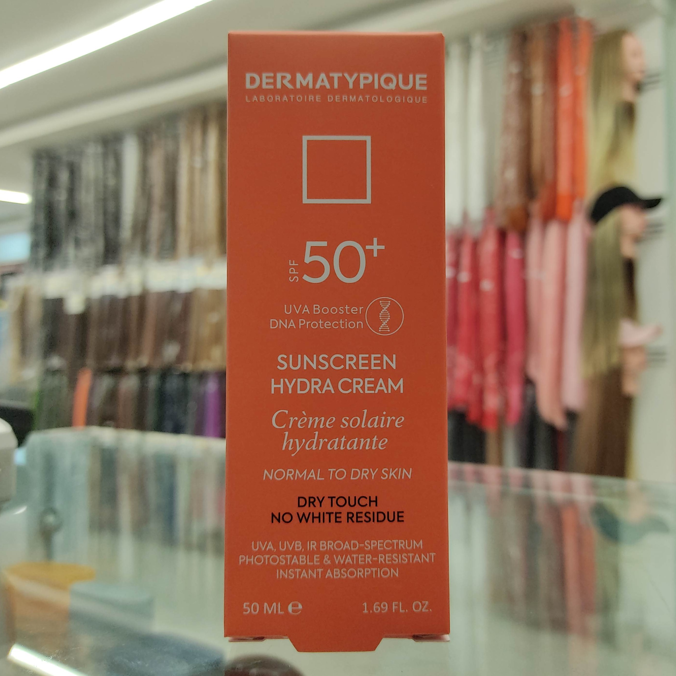 ضد آفتاب بی رنگ پوست خشک درماتیپیک SPF50