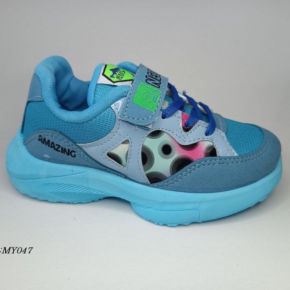 کفش اسپورت فوق العاده زیبا و قشنگ و باکیفیت