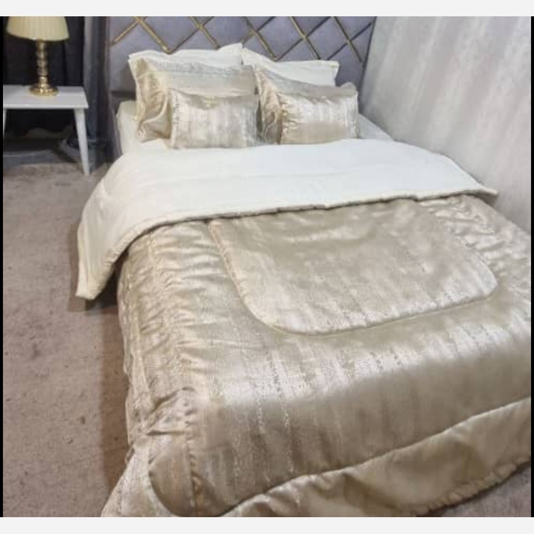 روتختی ژاکارد (پس کرایه)