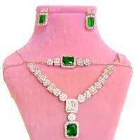 نیم ست نقره عیار 925 اعیانی شیک جواهری آبکاری طلا 