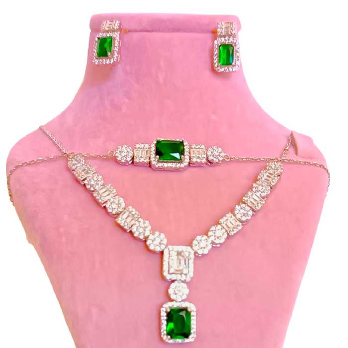 نیم ست نقره عیار 925 اعیانی شیک جواهری آبکاری طلا 