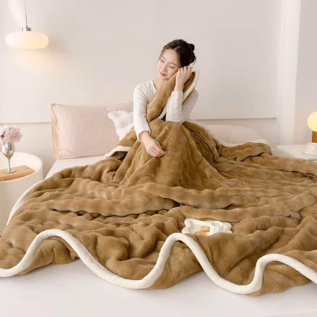 پتو مسافرتی دونفره طرح حبابی سایز 220*240 لبه نوار دوز