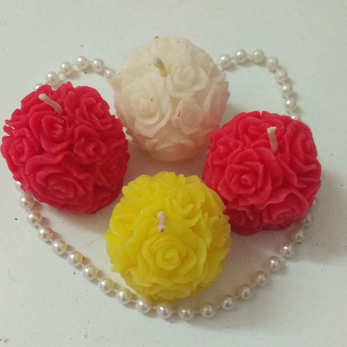 شمع گل رز توپی رنگارنگ