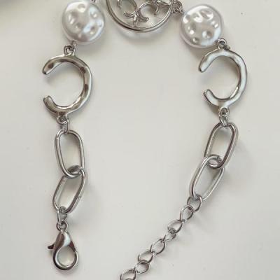 دستبند نعل و مروارید