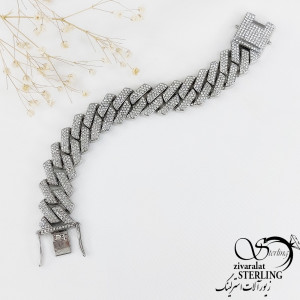 دستبند کارتیه نقره ای ضدحساسیت کد 10768