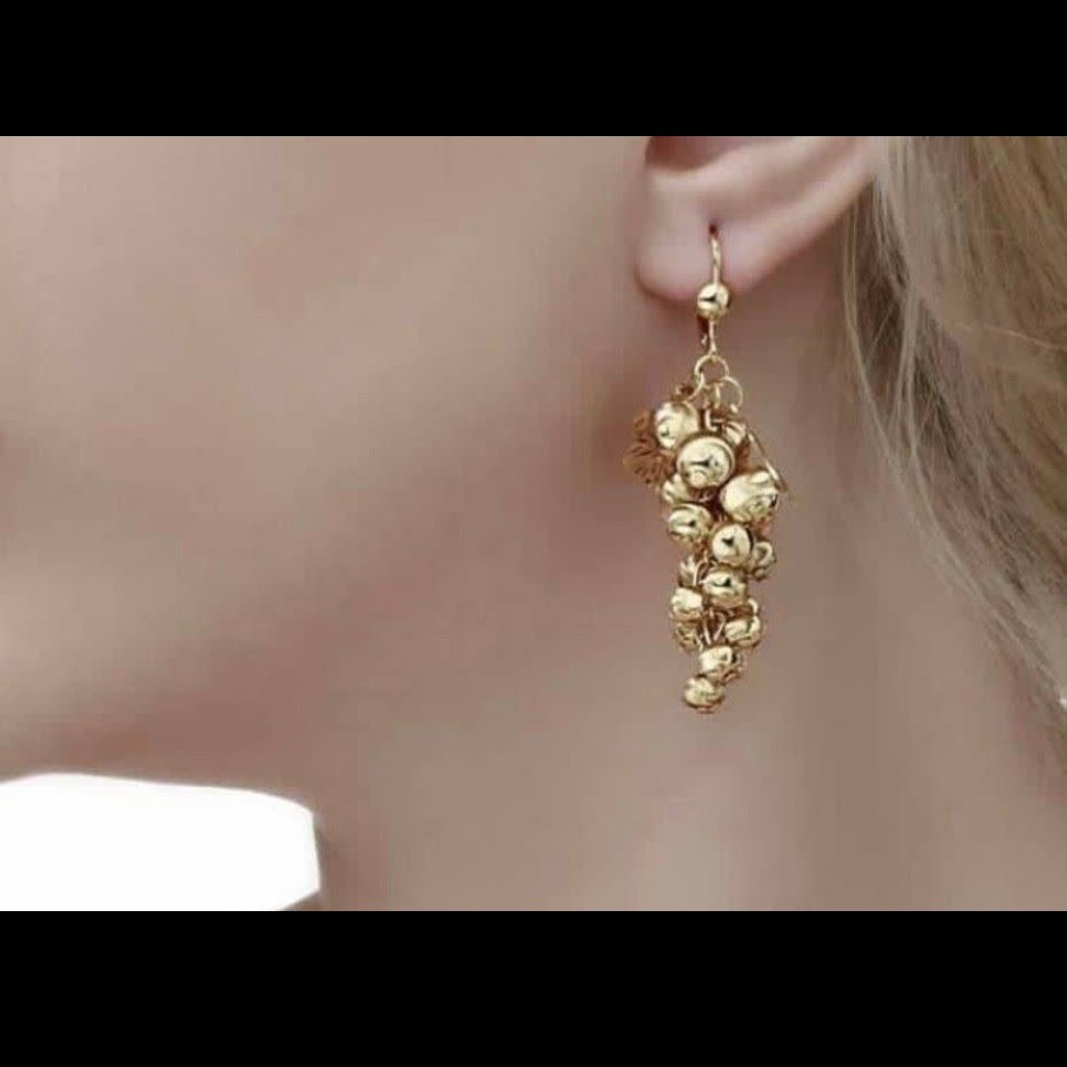 گوشواره خوشه انگورکد11445طرح طلابرند ysxبا آبکاری طلاضد حساسیترنگ ثابت