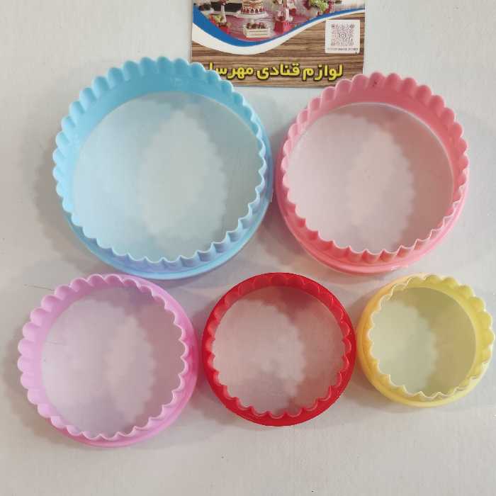 کاتر  گرد دالبر پلاستیکی 5 تایی  جنس پلاستیک مرغوب 