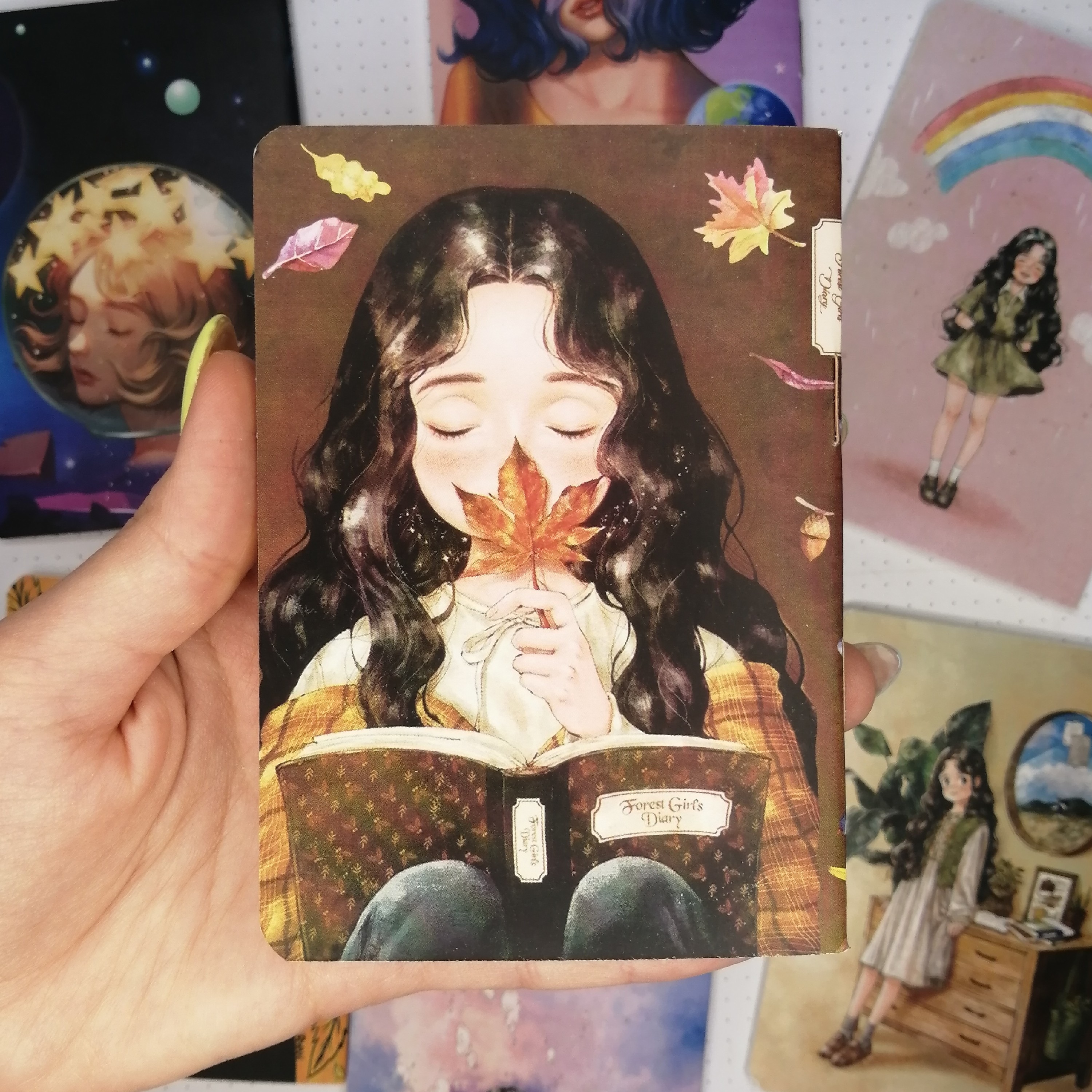 دفترچه یادداشت خط دار پاسپورتی سویل طرح دختر و برگ پاییزی 