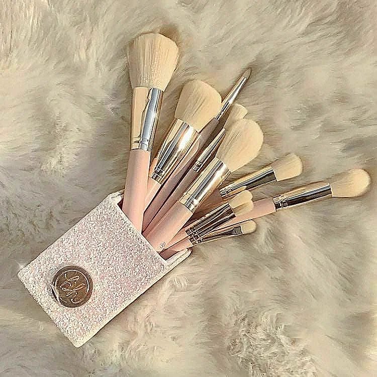 ست براش 11 تیکه بی اچ سری فری لایتس