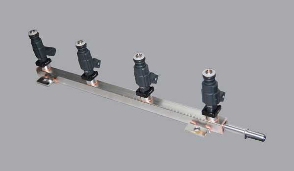 ریل سوخت با انژکتور ام ی ام 315 چین یدک مرکزی - خرید لوازم یدکی خودروهای چینی - لوازم یدکی خودروهای کره ای - لوازم یدکی خودروهای ژاپنی - کف قیمت بازار - ارسال سریع به سراسر ایران