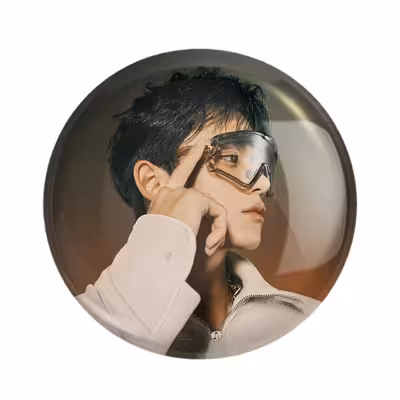 پیکسل خندالو مدل لوکاس گروه ان سی تی NCT کد 21840