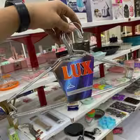 چوب لباسی فلزی یا آویز لباس فلزی رخت آویز لوکسlux 6 عددی سها