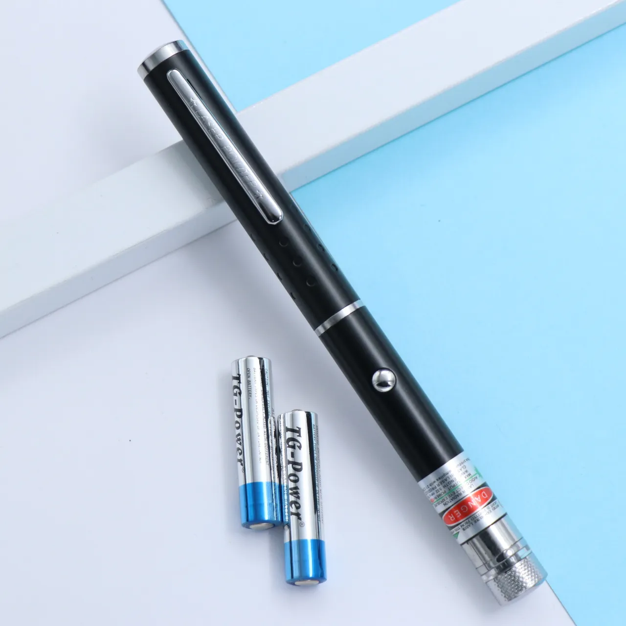 لیزر پوینتر نور سبز مدل D376 کد 30023