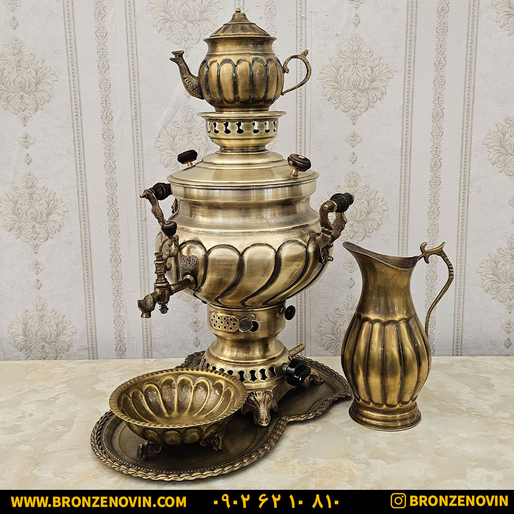 سماور برنجی گازی 8 لیتری آنتیک با سرویس کد 1352s