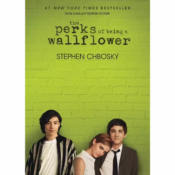 کتاب the perks of being a wallflower اثر Stephen Chbosky نشر  Penguin Books