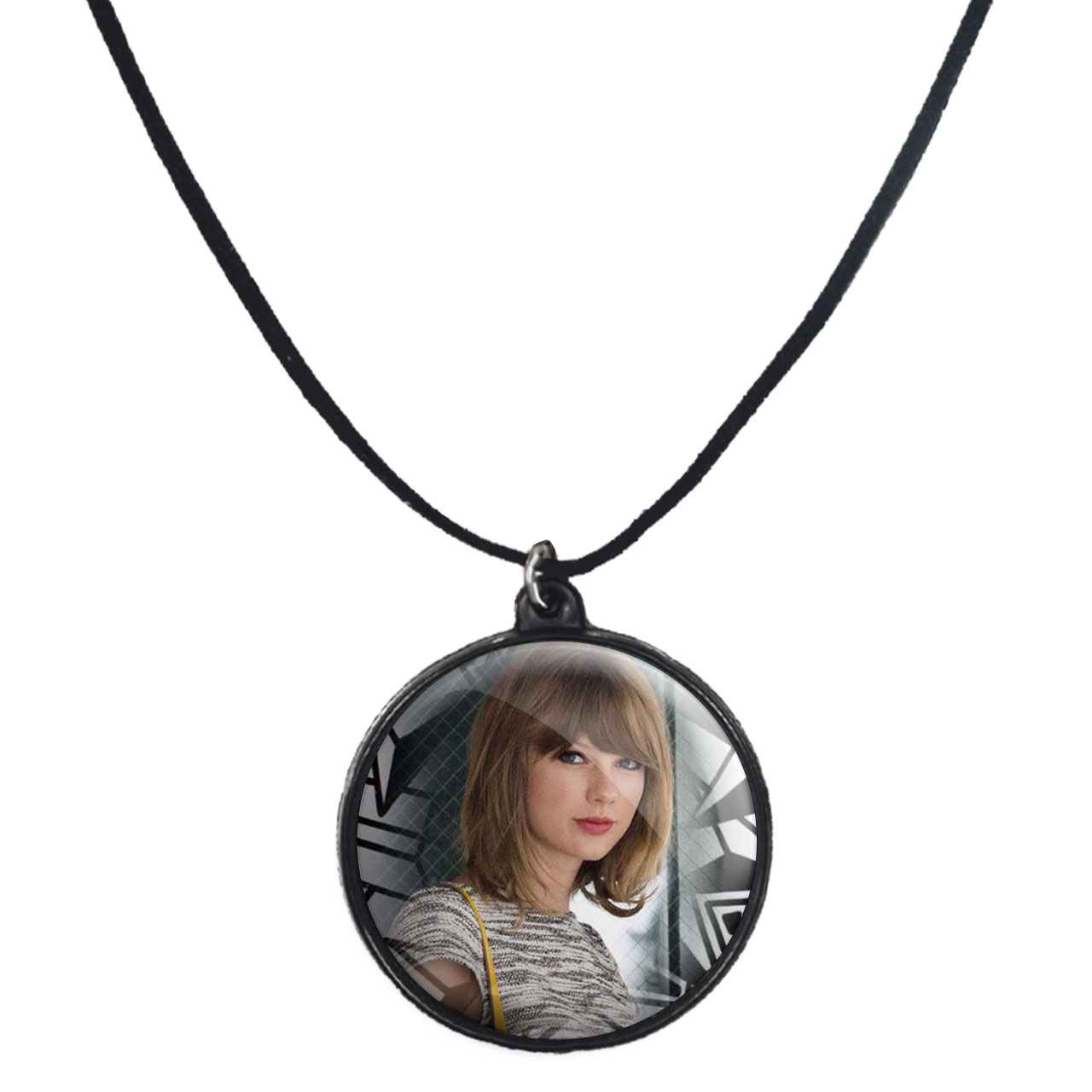 گردنبند پرمانه طرح تیلور سویفت کد pmb.2838 مدل دو طرفه