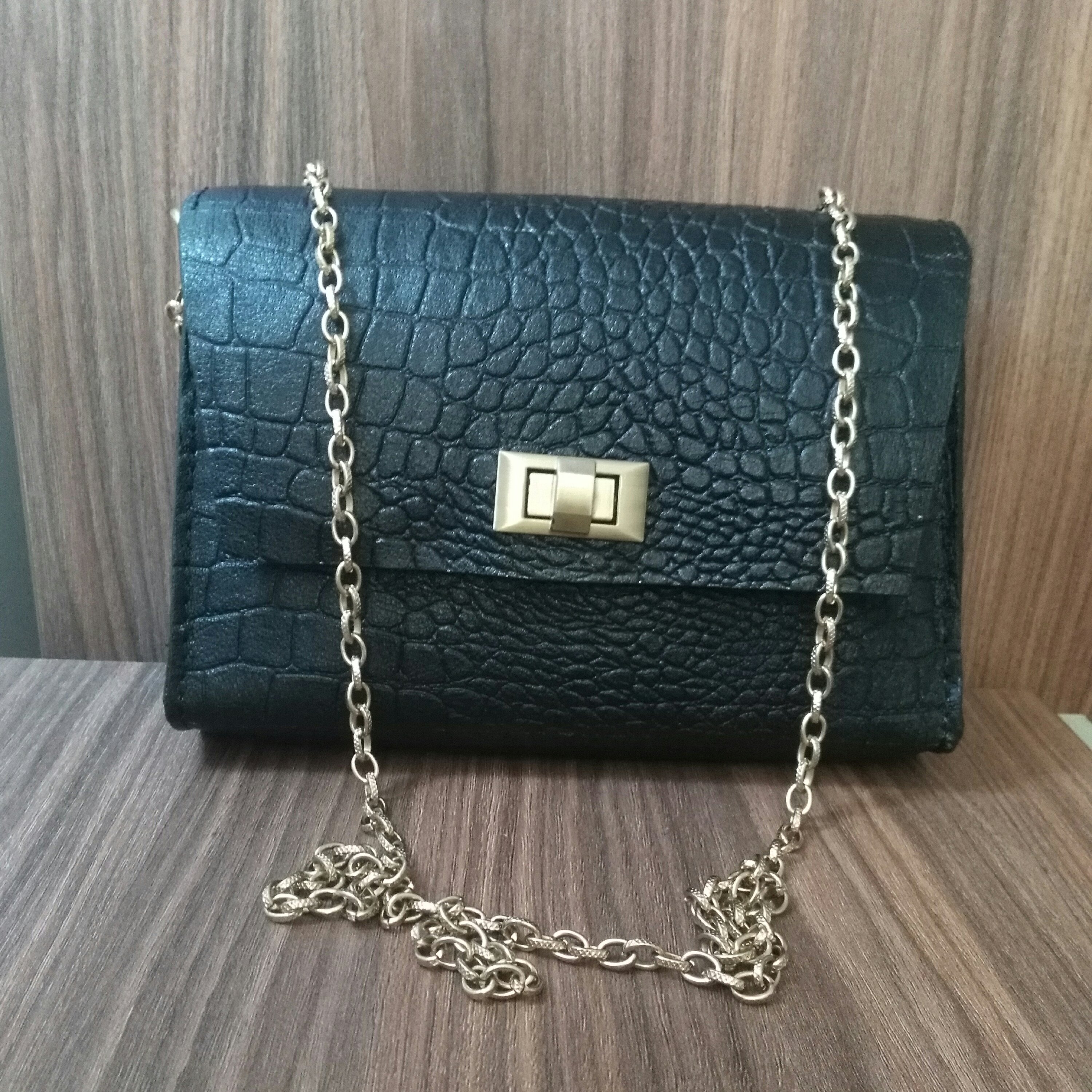 کیف مجلسی  زنانه چرم طبیعی گاوی دستدوز طرح کروکدیل