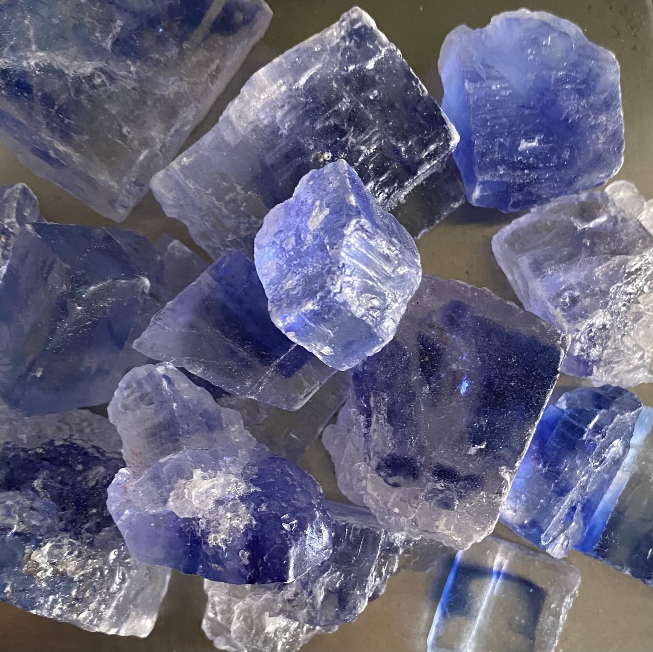 نمک کریستال آبی گرمسار | فروشگاه دلنمک