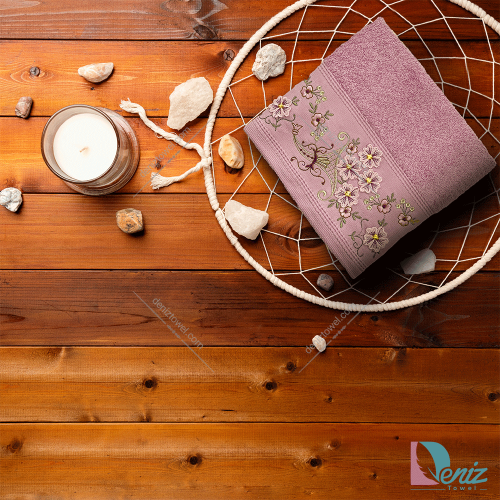 حوله دستی گلدوزی طرح گل برجسته رنگ کالباسی