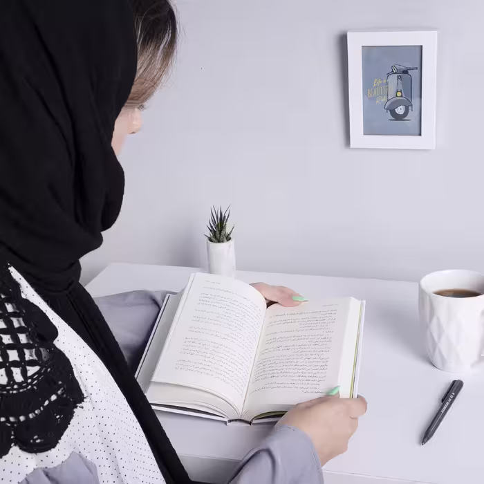 کتاب شاهزاده و گدا اثر مارک تواین نشر نگاه