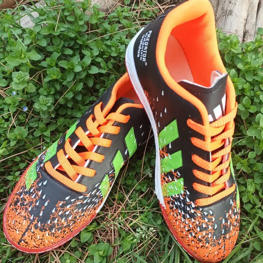 کفش ورزشی فوتسال سالنی مدل آدیداس پریدیتور Adidas مشکی