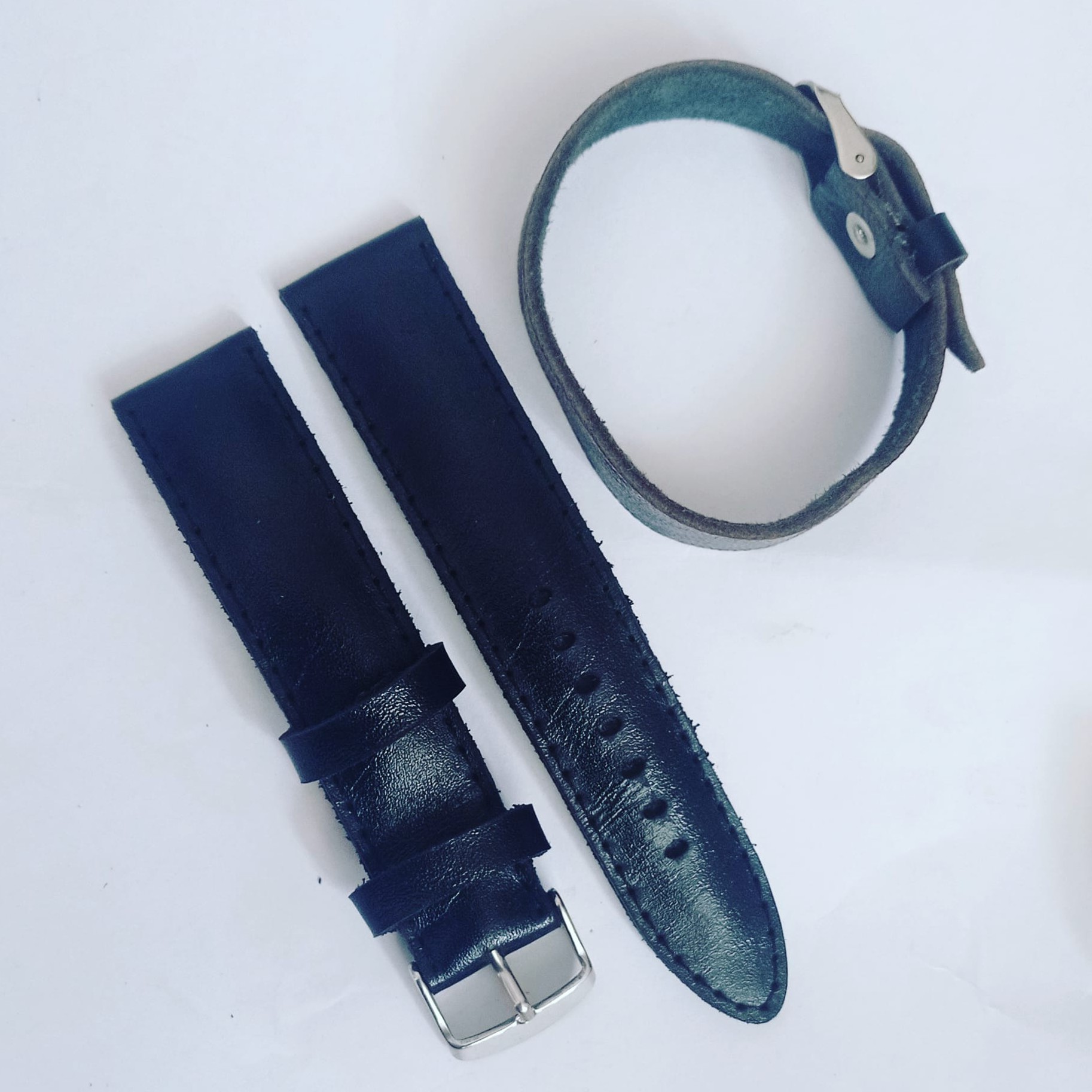 بند ساعت و دستبند ست تهیه شده از چرم طبیعی مناسب برای آقایان و بانوان