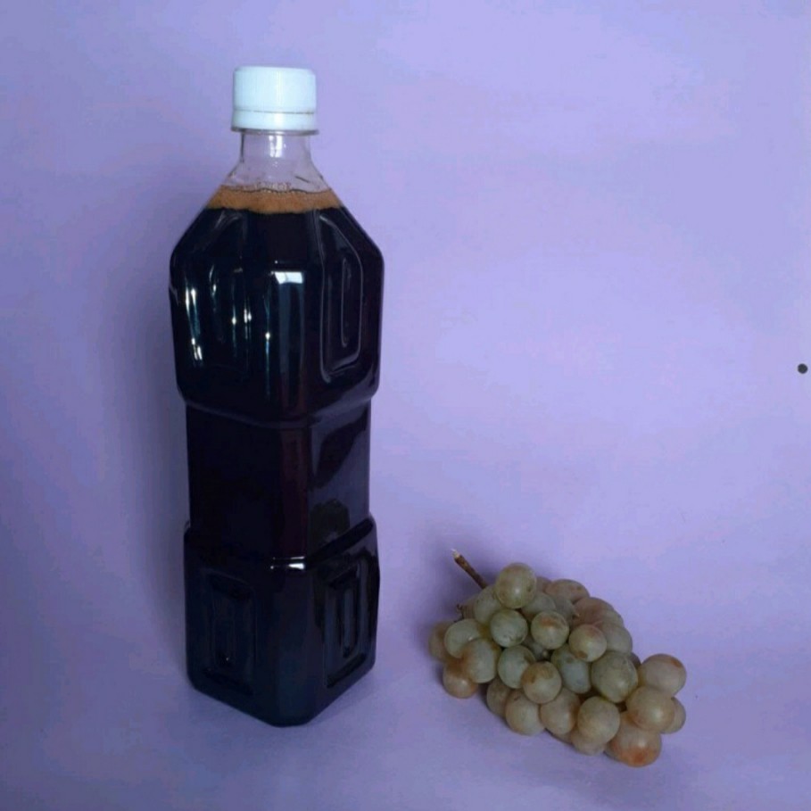 شیره سنتی پز انگور دیم شیراز از بزرگترین تاکستان دیم کشور در غرب شیراز