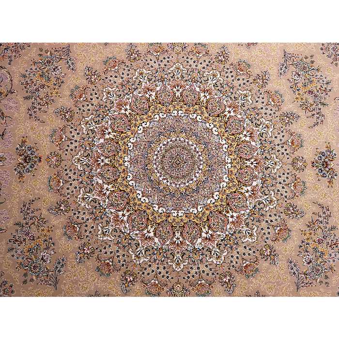 فرش ماشینی زمرد مشهد مدل 45002 زمینه نسکافه ای