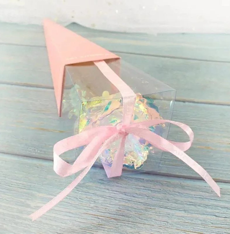 گل رز ولنتاین هرمی بلند