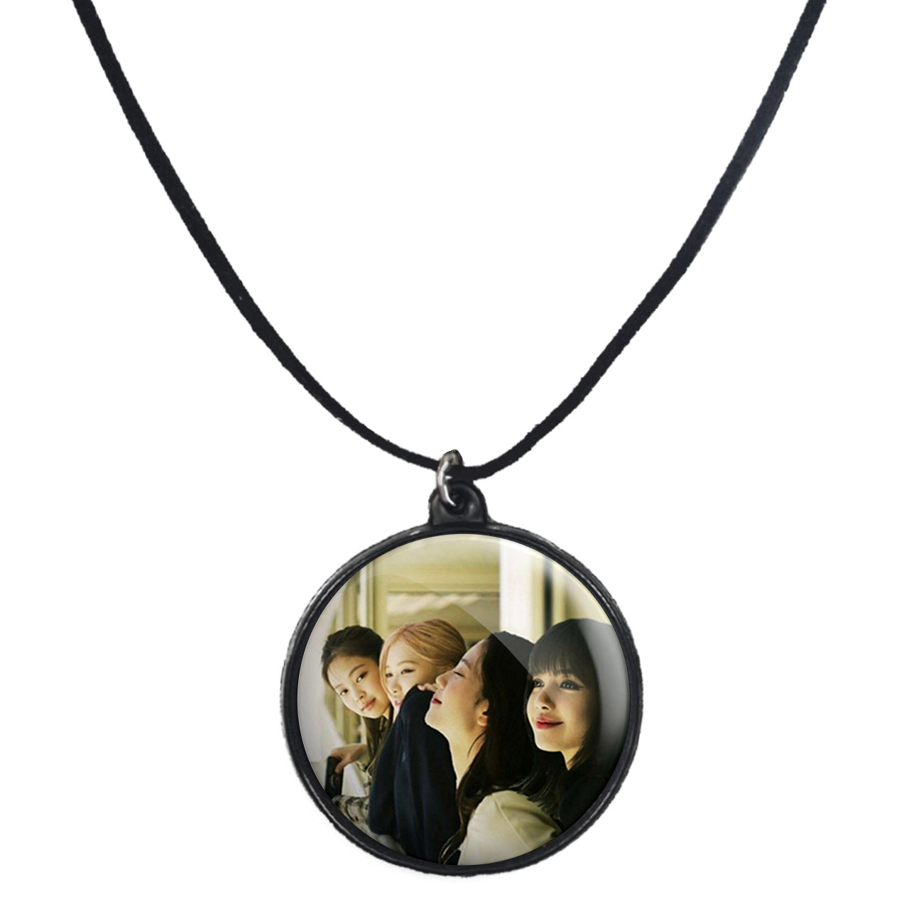 گردنبند پرمانه طرح بلک پینک کد pmb.17846 مدل دو طرفه