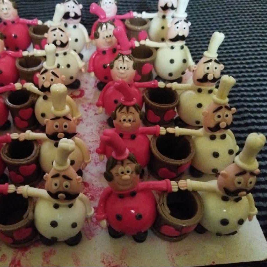 جاخلالی عروسکی