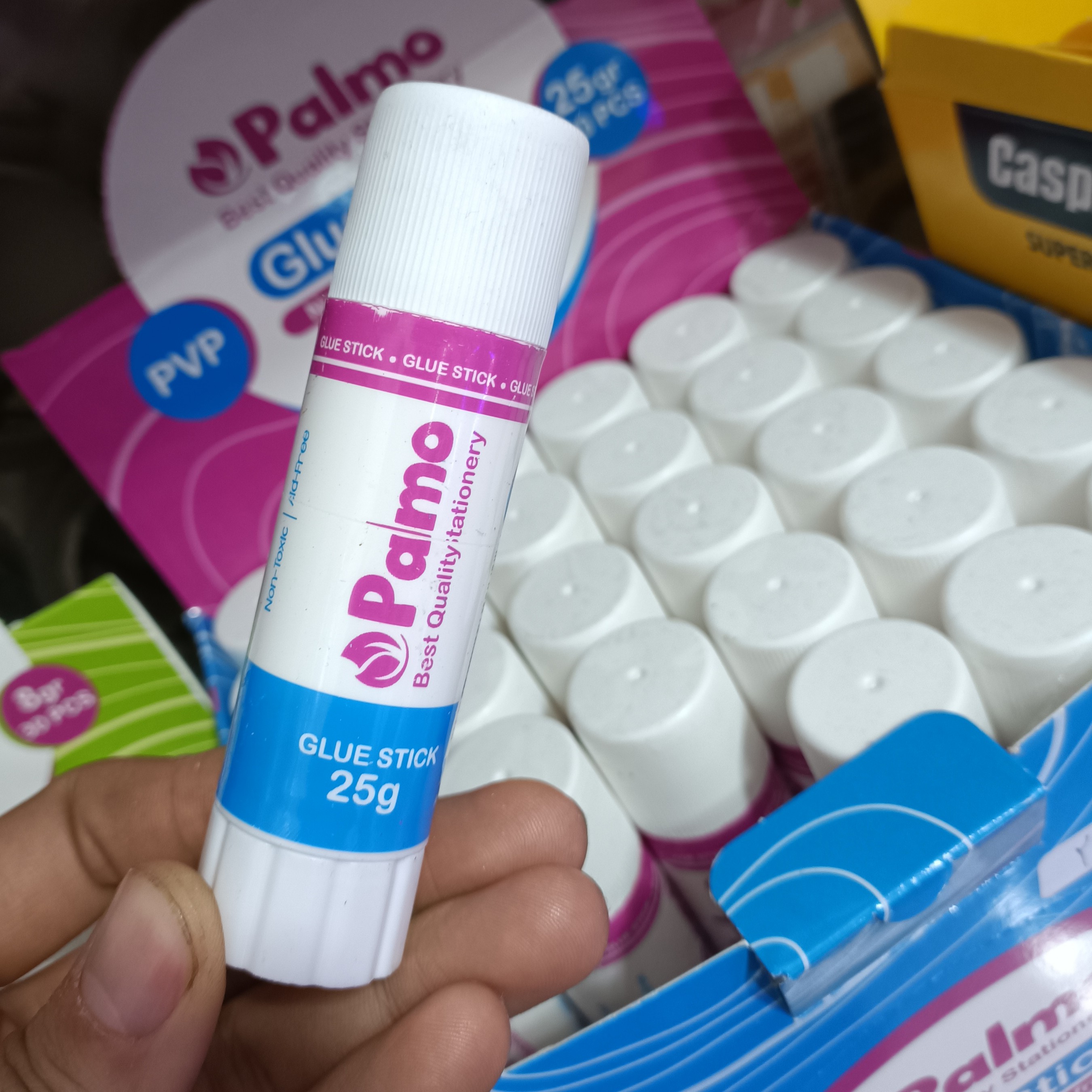 چسب ماتیکی بیست و پنج گرم پالمو چسب کاردستی چسب فشاری چسب لوکی لوازم کاردستی لوازم تحریر 