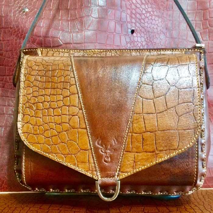 کیف زنانه چرم بدون استفاده از برش لیزری مخصوص بانوان 