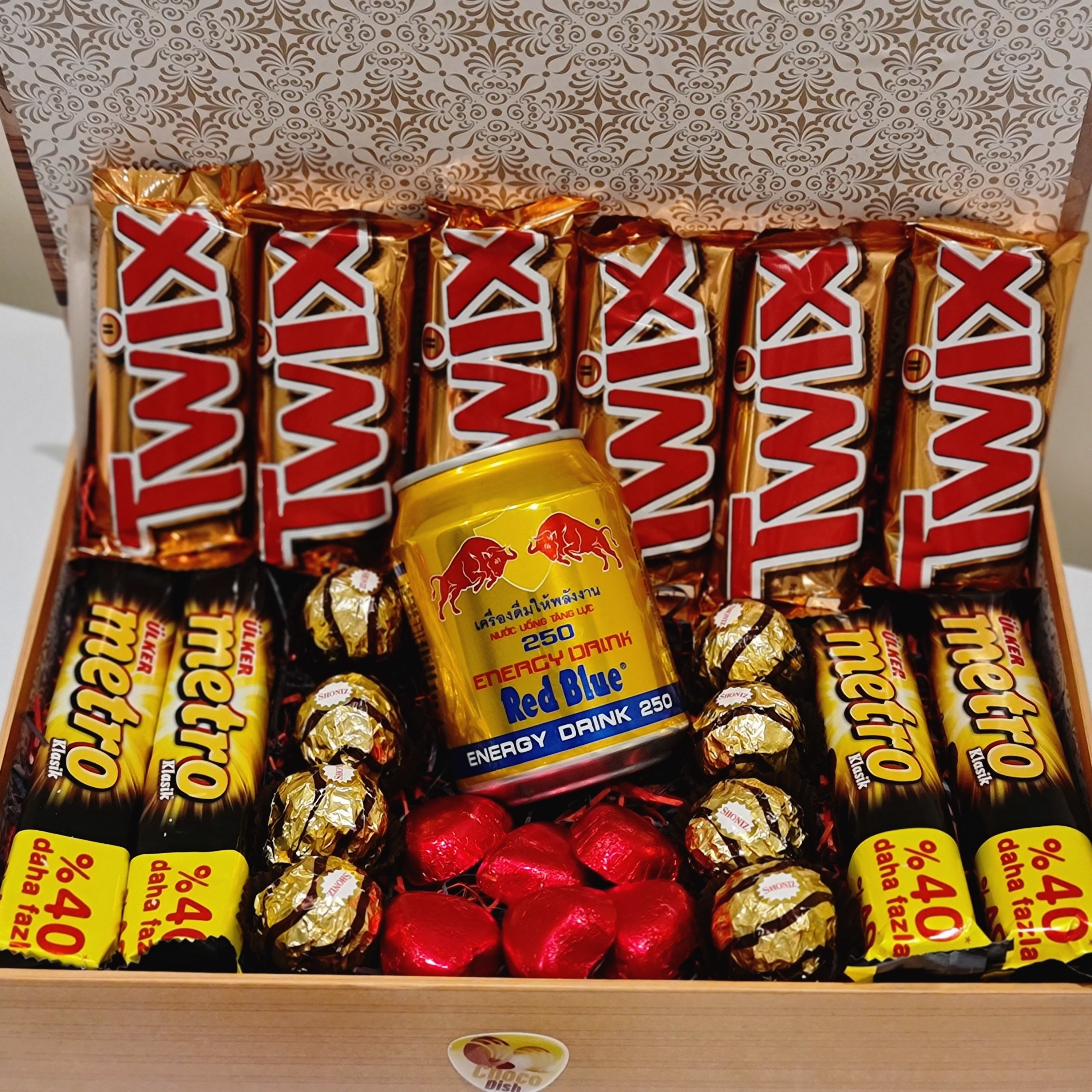 باکس ولنتاین طرح چوب شکلات تویکس مترو شونیز طلایی ردبول طلایی شکلات قلبی 