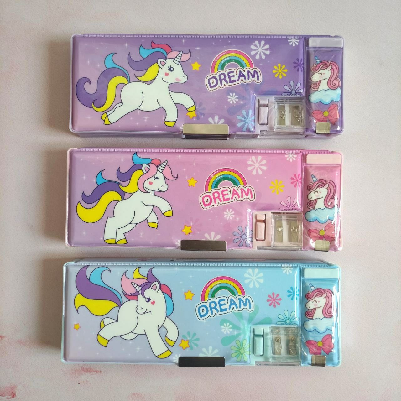 جامدادی مگنتی یونیکورن دارای تراش و جای پاکن