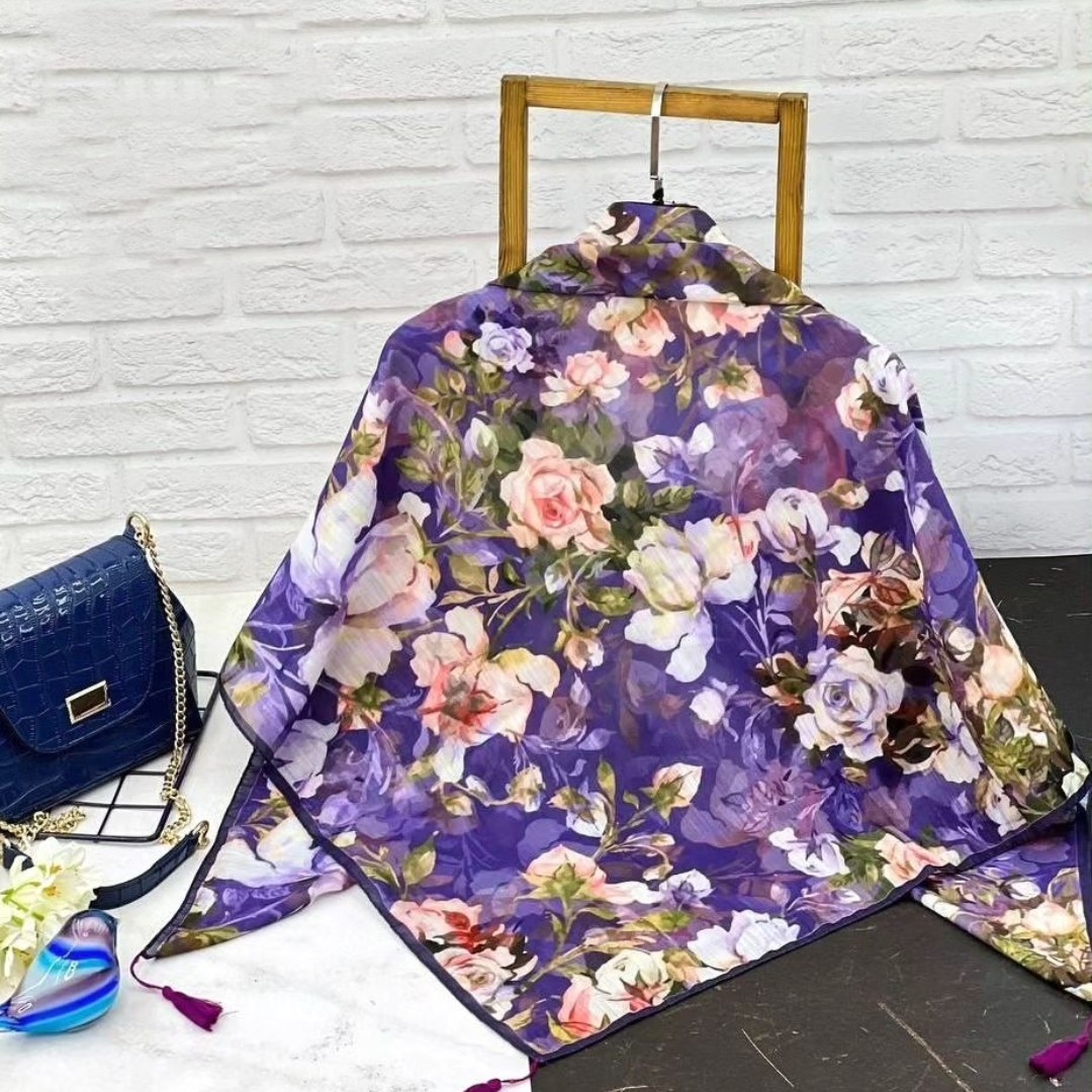 روسری گل درشت زمینه بنفش