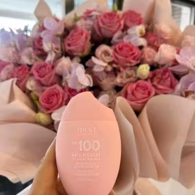 کرم ضد آفتاب با Spf100