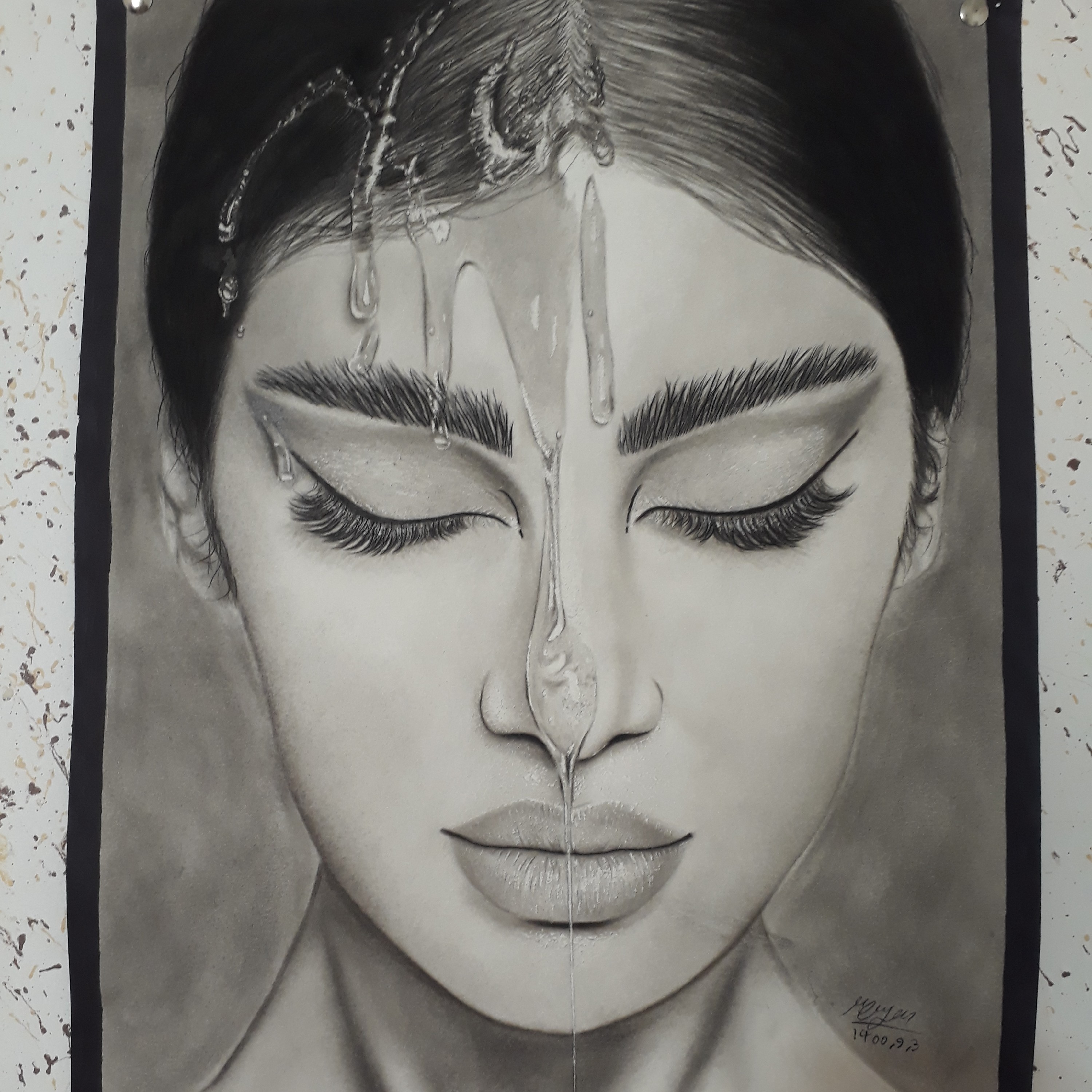 نقاشی سیاه قلم هایپر رئال سایز A2