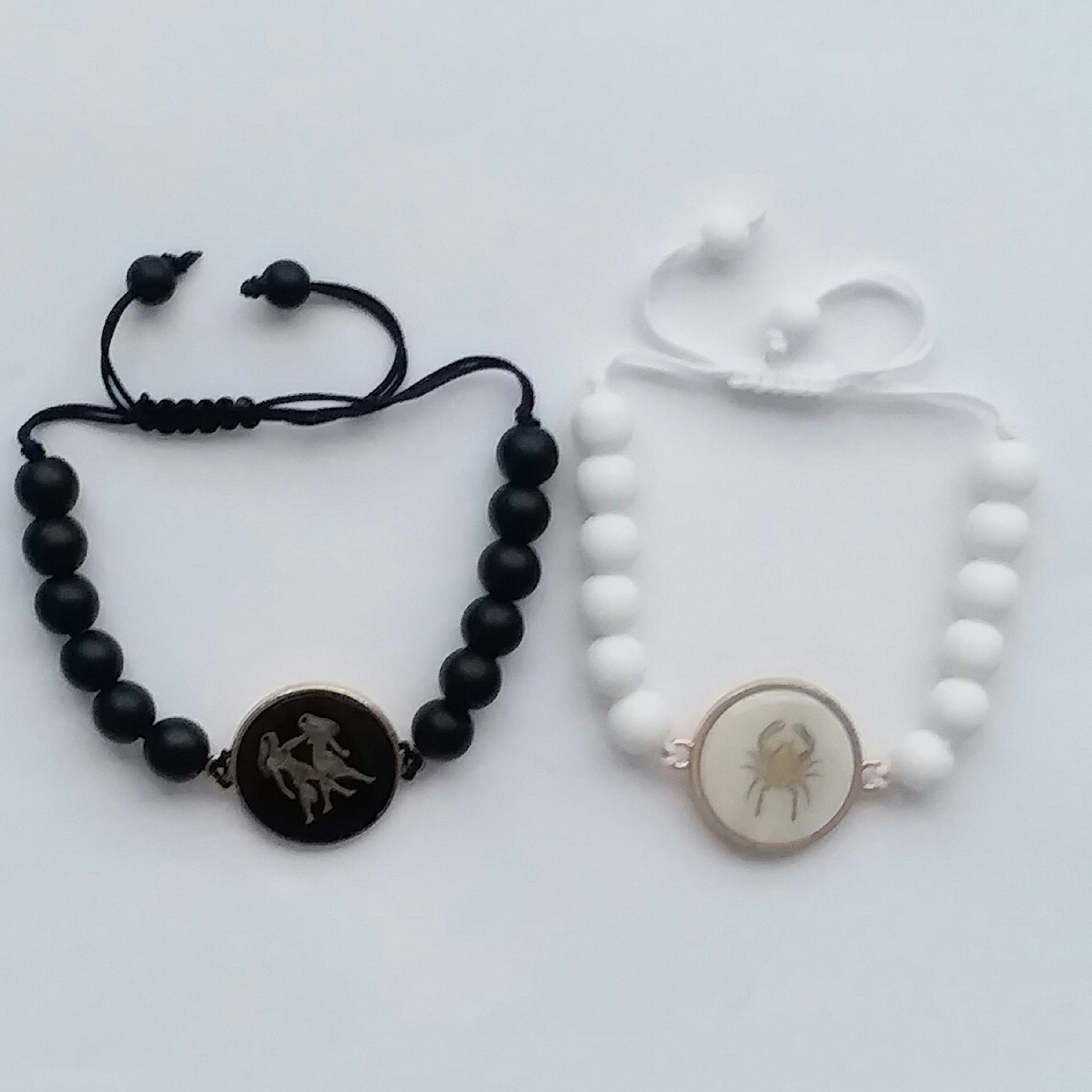 دستبند مدل ماه تولد تیر و خرداد F48 مجموعه 2 عددی