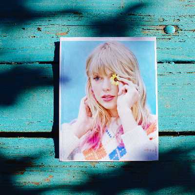  آویز تزیینی طرح تیلور سوییفت مدل T2 مجموعه 4 عددی