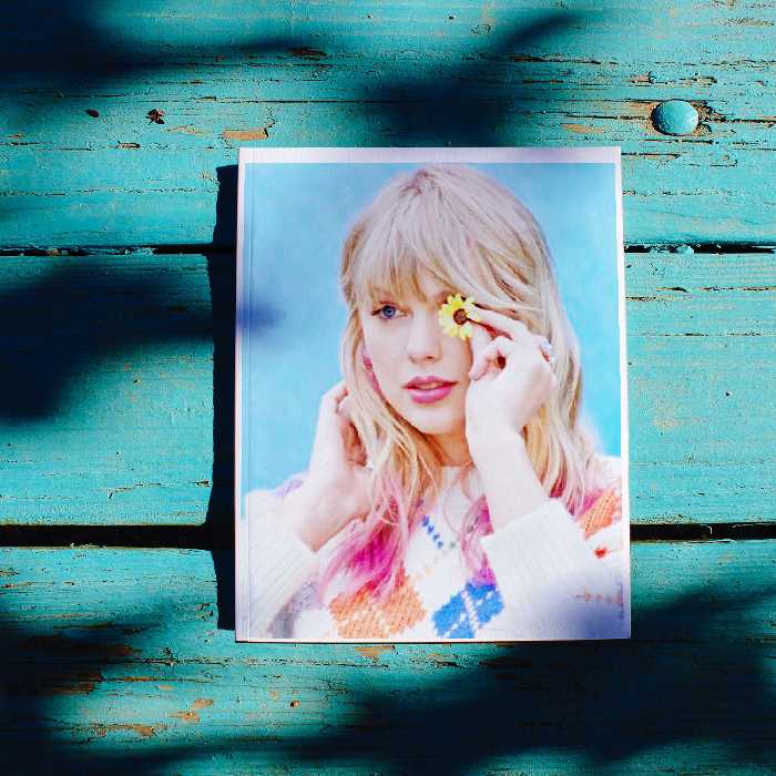  آویز تزیینی طرح تیلور سوییفت مدل T2 مجموعه 4 عددی