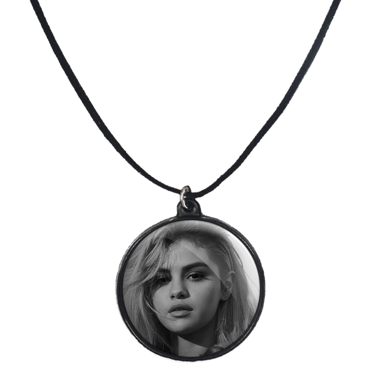 گردنبند پرمانه طرح Selena Gomez کد pmb.28284 مدل دو طرفه