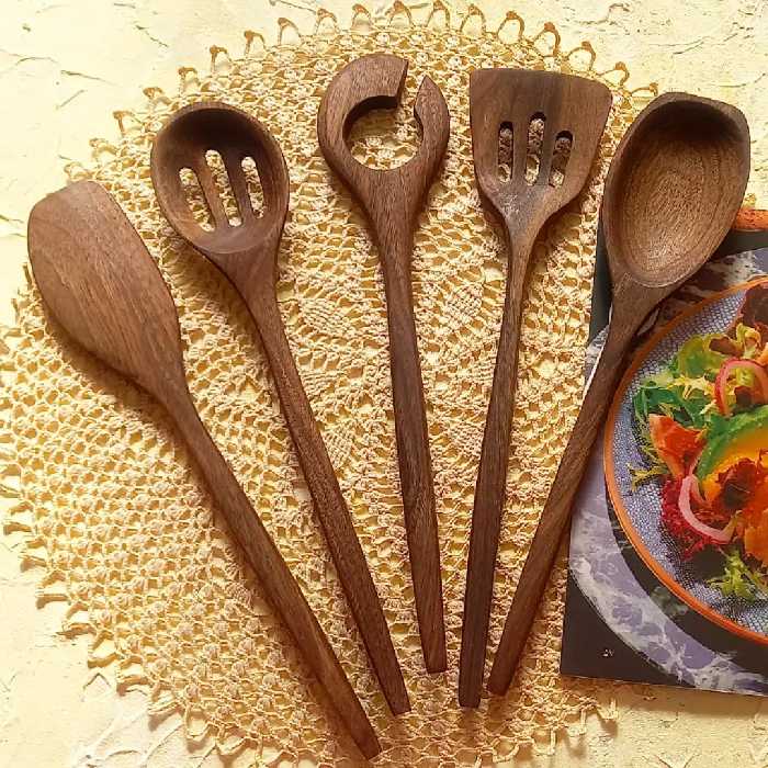 ست کفگیر و ملاقه چوبی دست ساز برند بارلی چوب 5 تکه مدل برنا 28 سانتی جنس چوب گردو کد bar0202