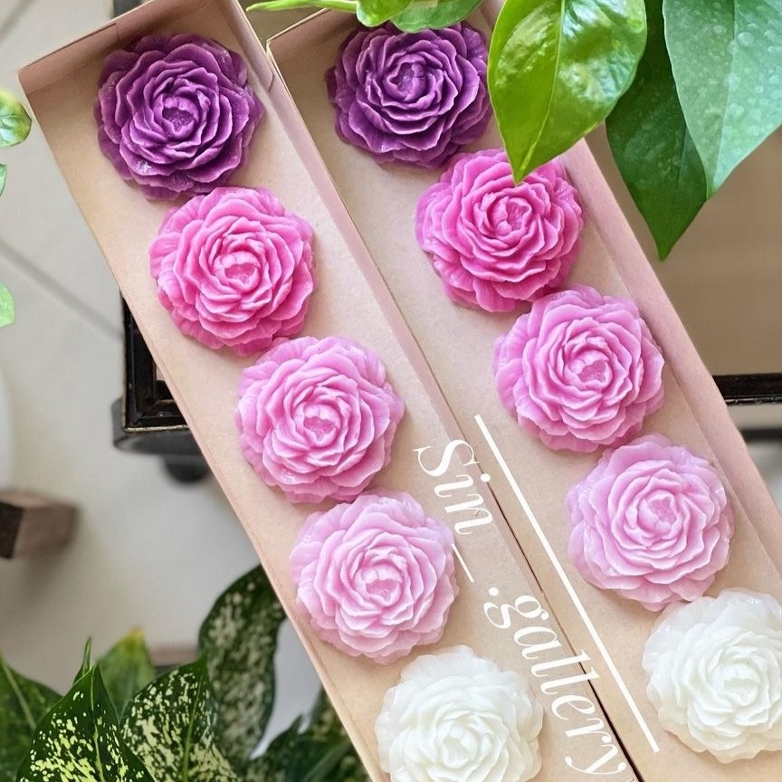 شمع گل رز و آلاله 