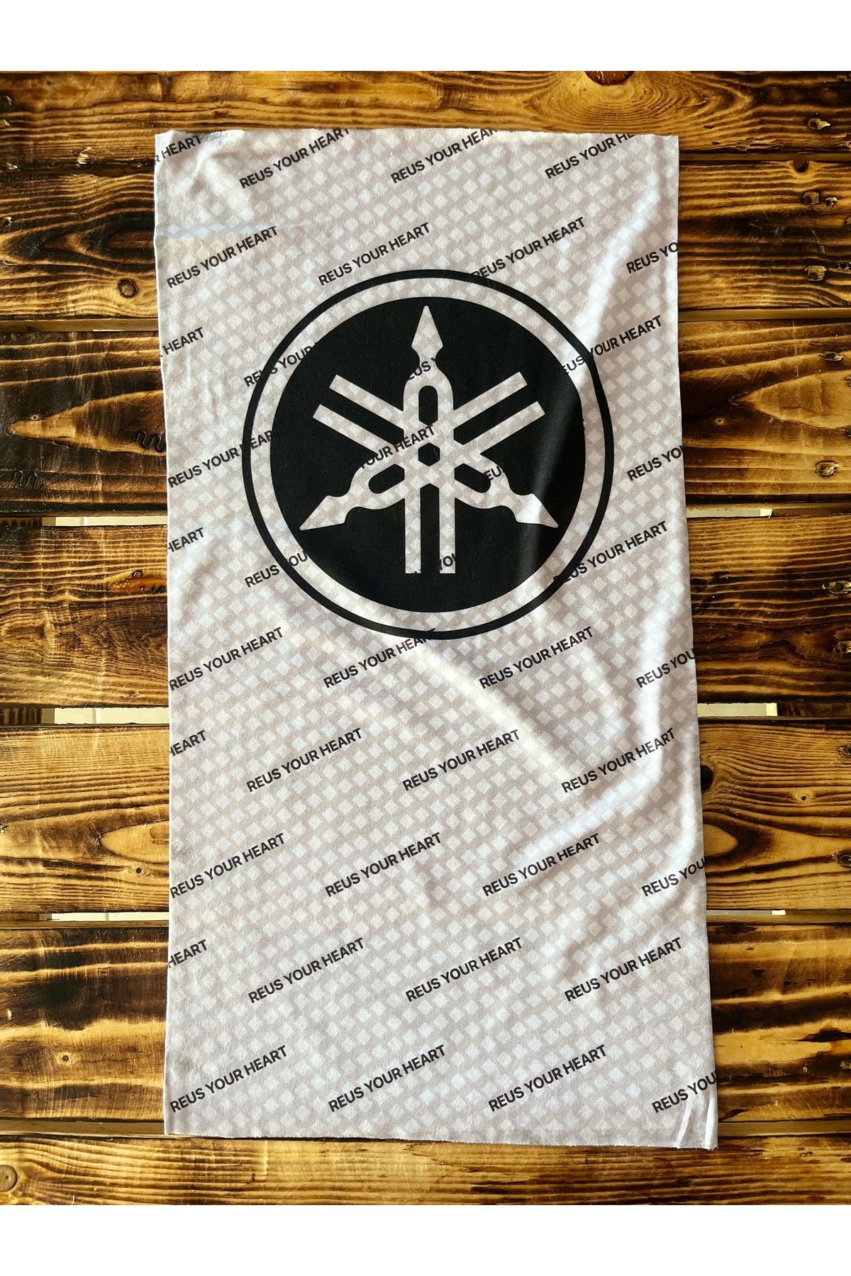 هدبند/دستمال سر موتورسیکلت سفید هدبند دستمال هدبنددستمال گاومیش با آرم اورجینال Yamaha