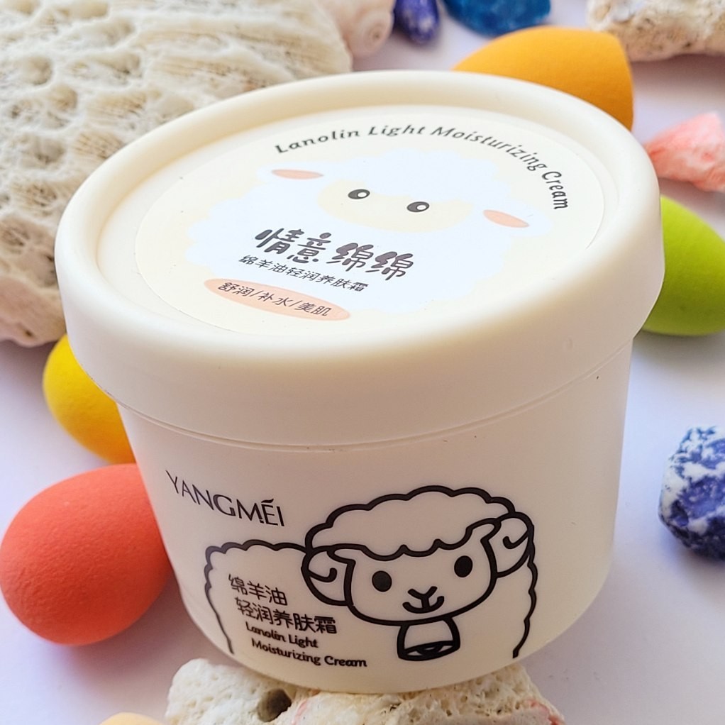 کرم آبرسان و ترمیم کننده شیر گوسفند یانگمی
Yangmei

اورجینال بارکد دارازبهترین برندهای روزدنیا

حاوی لانولی و.... 